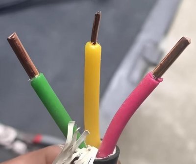电缆敷设前应进行哪4项检查工作？